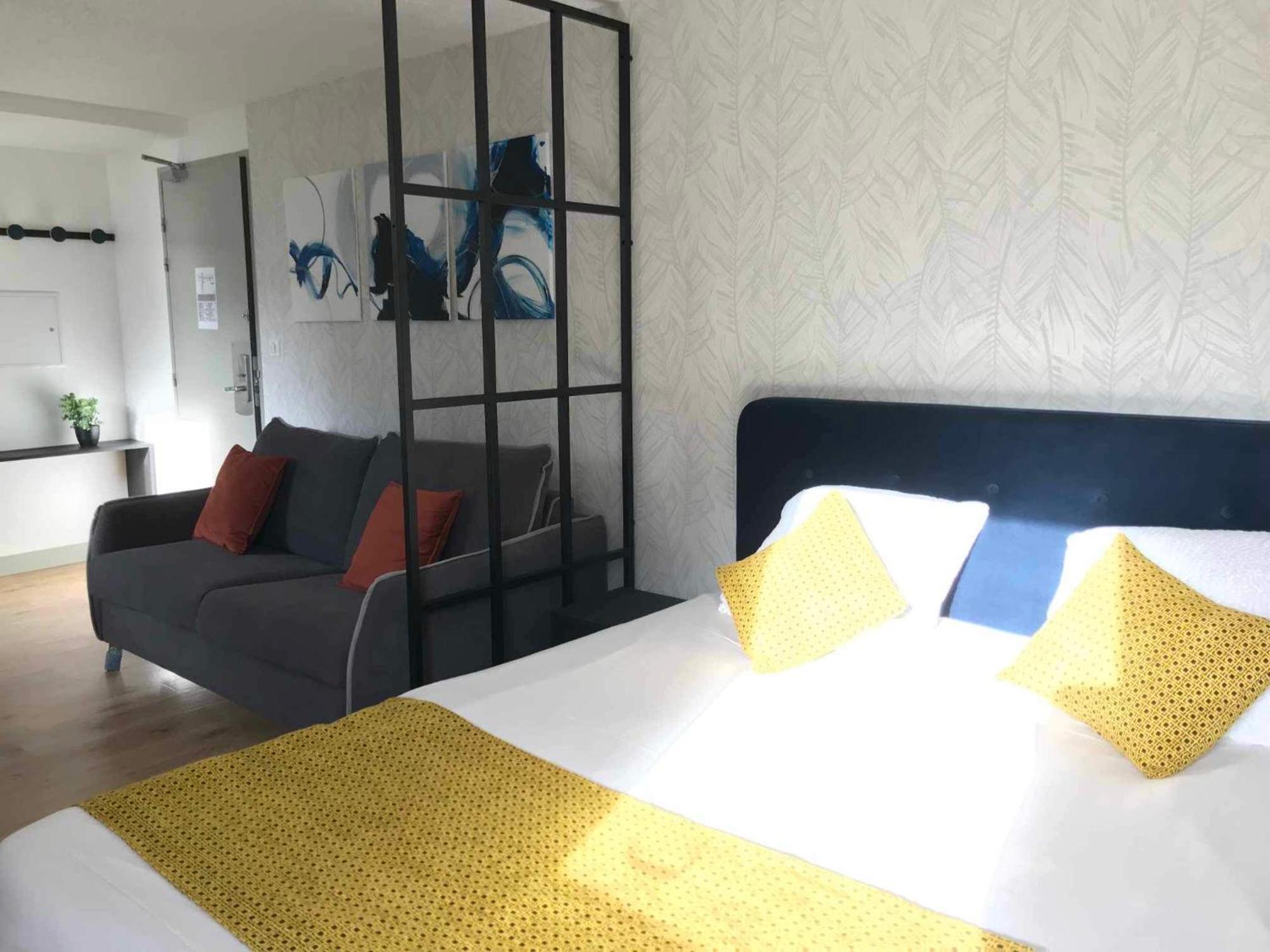 Cit'Hotel Design Booking Evry Saint-Germain-Les-Corbeil Senart Екстериор снимка